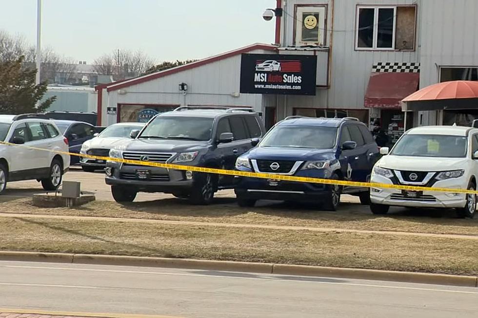 Unhappy Customer Fatally Shoots Wisconsin Car Dealership Employee