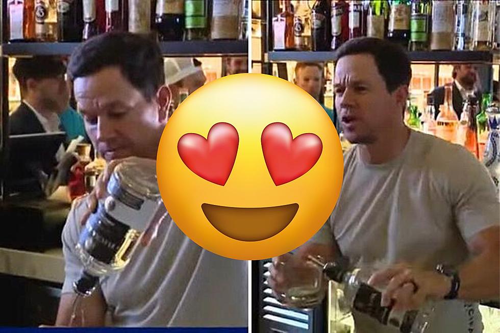 Illinois Residents React to Mark Wahlberg Bartending in Chicago