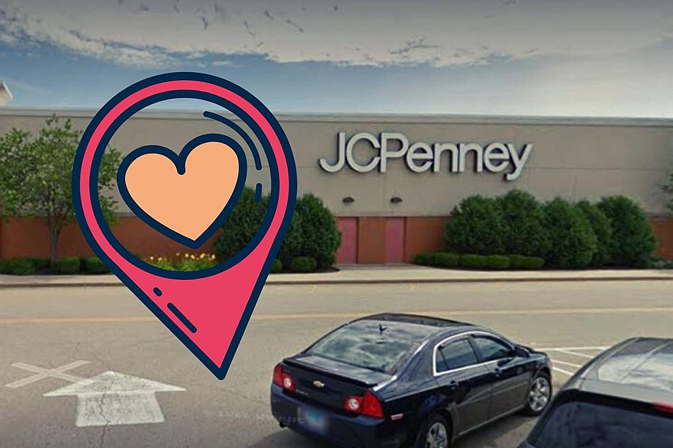 Illinois Woman Searching For Sweet Mystery Man From CherryVale Mall