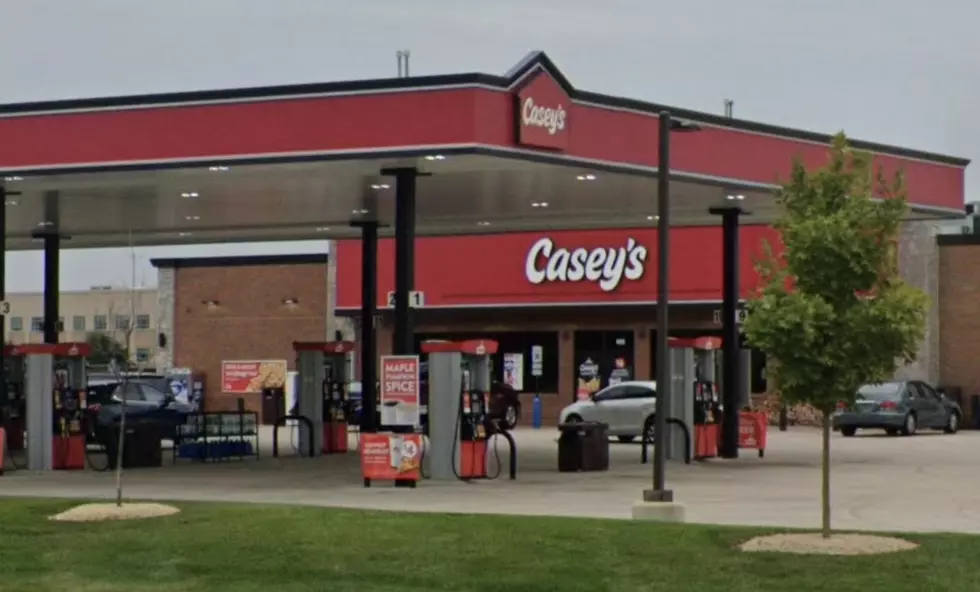 Open Letter to Casey’s: What’s Going On with Your Pizza?
