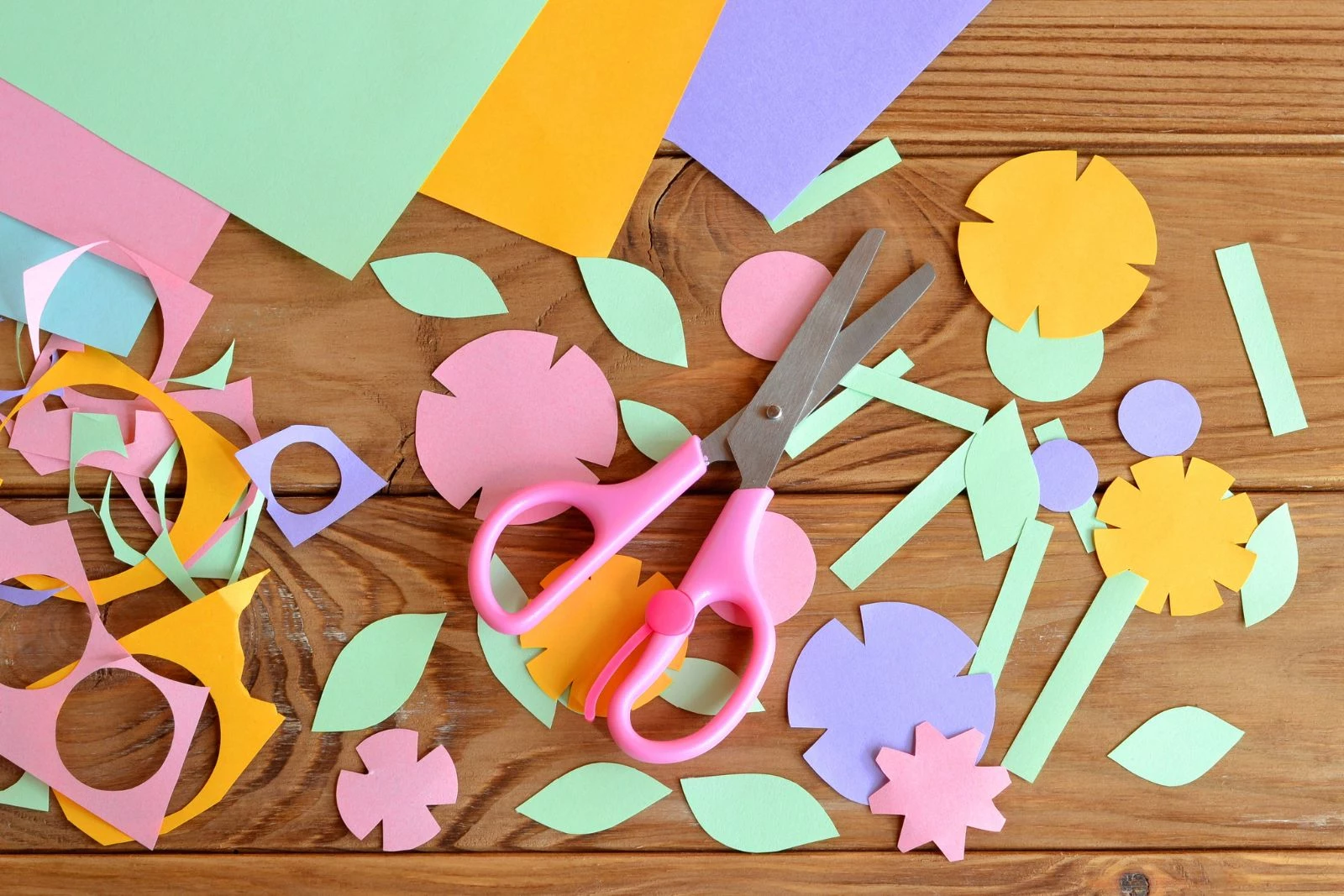 Today’s Craft Sip, Shop, and Stroll at Rockford's First Craft Crawl