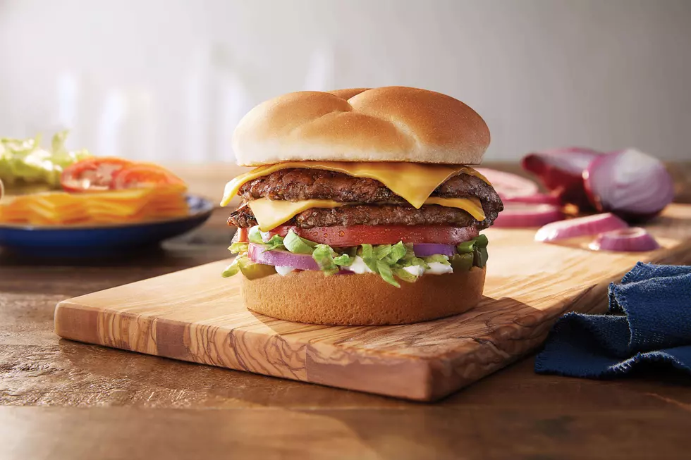 Chefs Say This Rockford Staple Makes The Best Double Cheeseburger