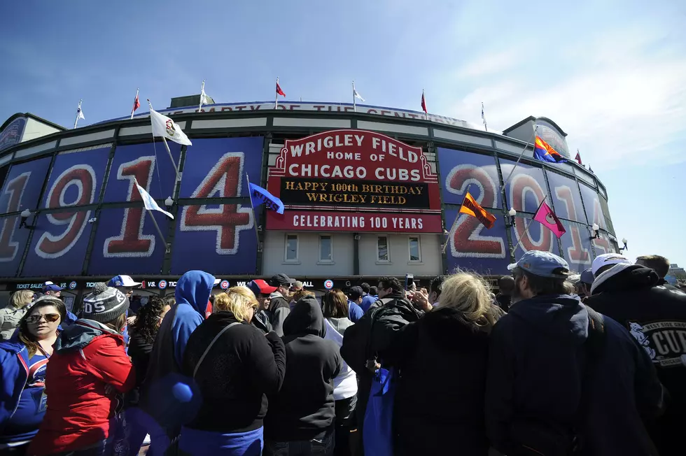 Wrigley Field Mural Depicts Comiskey Park