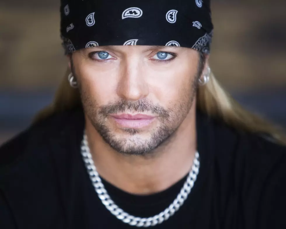 Bret Michaels Revealed as The Banana on the Masked Singer