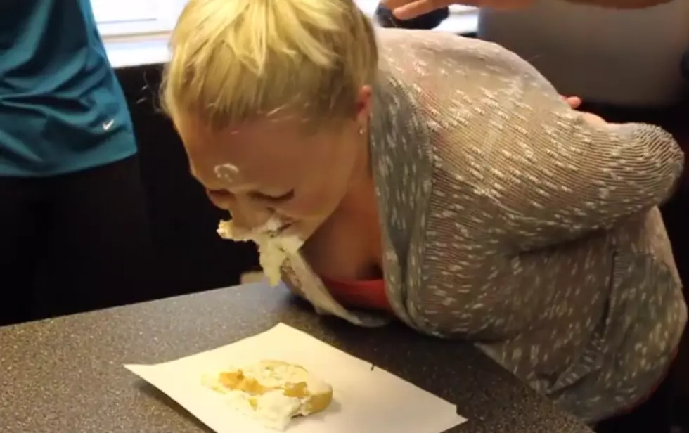 Wisconsin State Fair Cream Puff Eating Competition, Lori Tries It! [VIDEO]