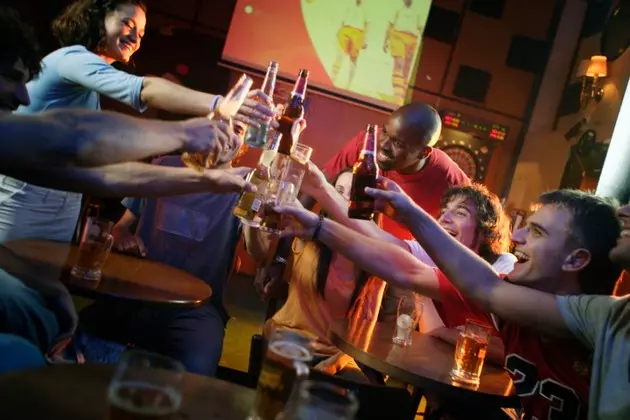8 Best Bars in Rockford to Watch Football