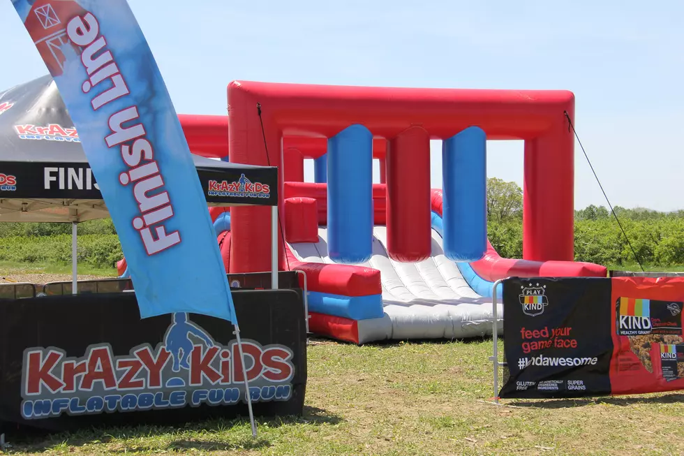 11 Tips for Acing Rockford’s Krazy Kids Inflatable Fun Run