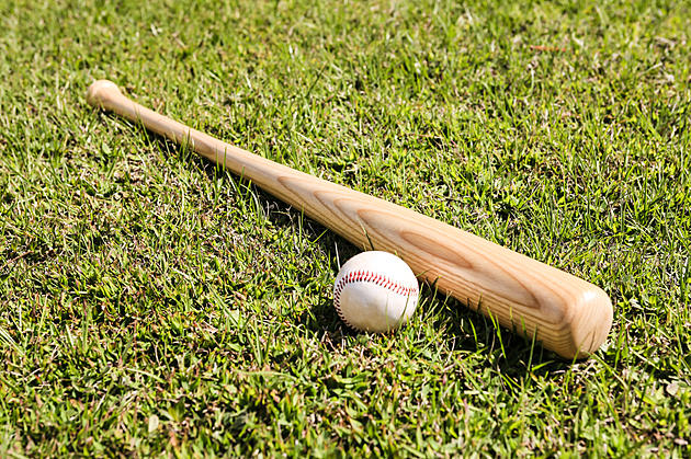 Chicago Cubs Stars Use Bats Made In Illinois