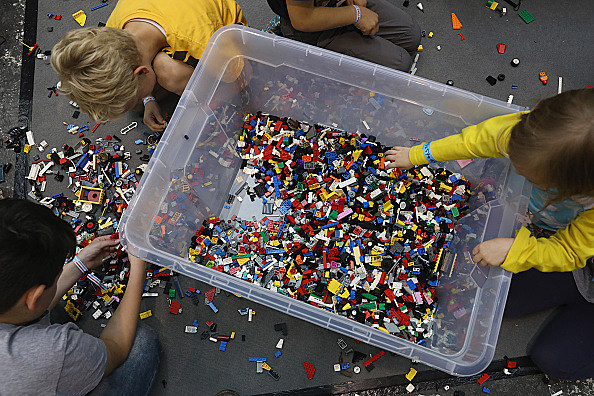 dæmning job Bitterhed LEGO is Going Green, Hemp Bricks Coming Soon