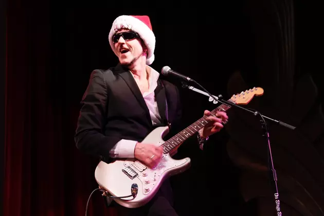 Guitar Legend Gary Hoey Discusses His Favorite Christmas Songs