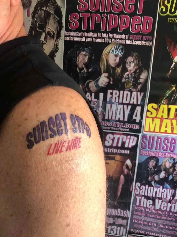 Slash Army UK on Twitter Killer shot of Slash getting his DTUD tattoo  on Sunset Strip Pic by RossHalfin  Raj  httptcoK2kW1F41tt  X