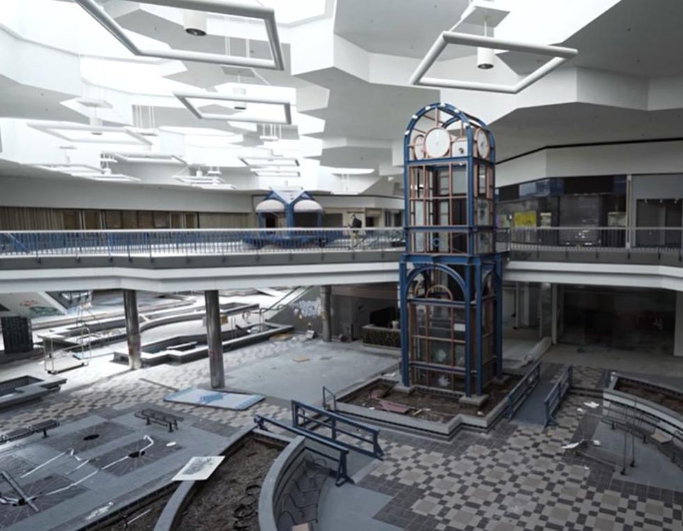 No It's Not A Horror Movie Set, Just An Abandoned Milwaukee Mall 