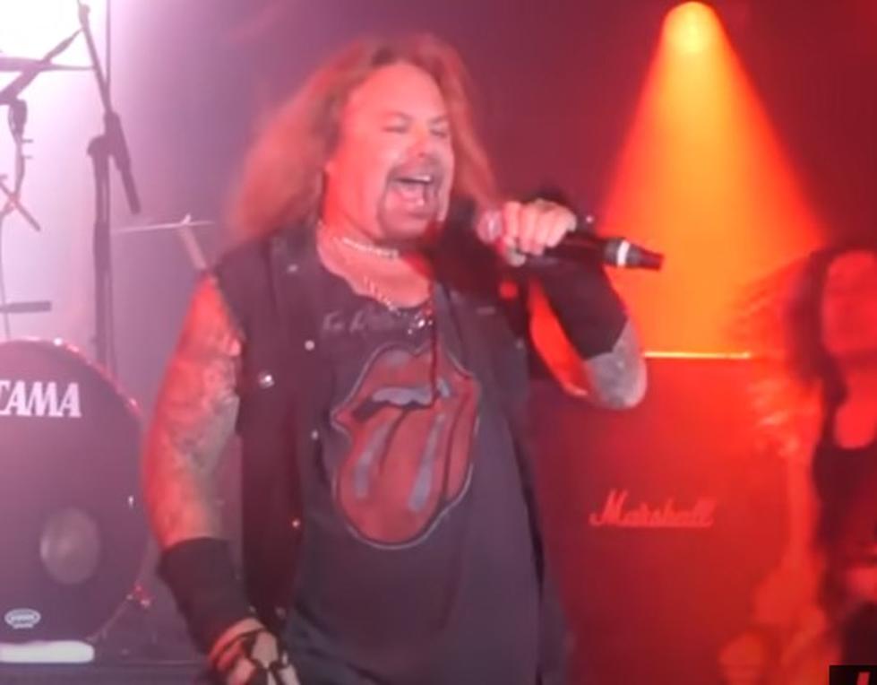 Will Vince Neil Be A Train Wreck When He Performs In Illinois?