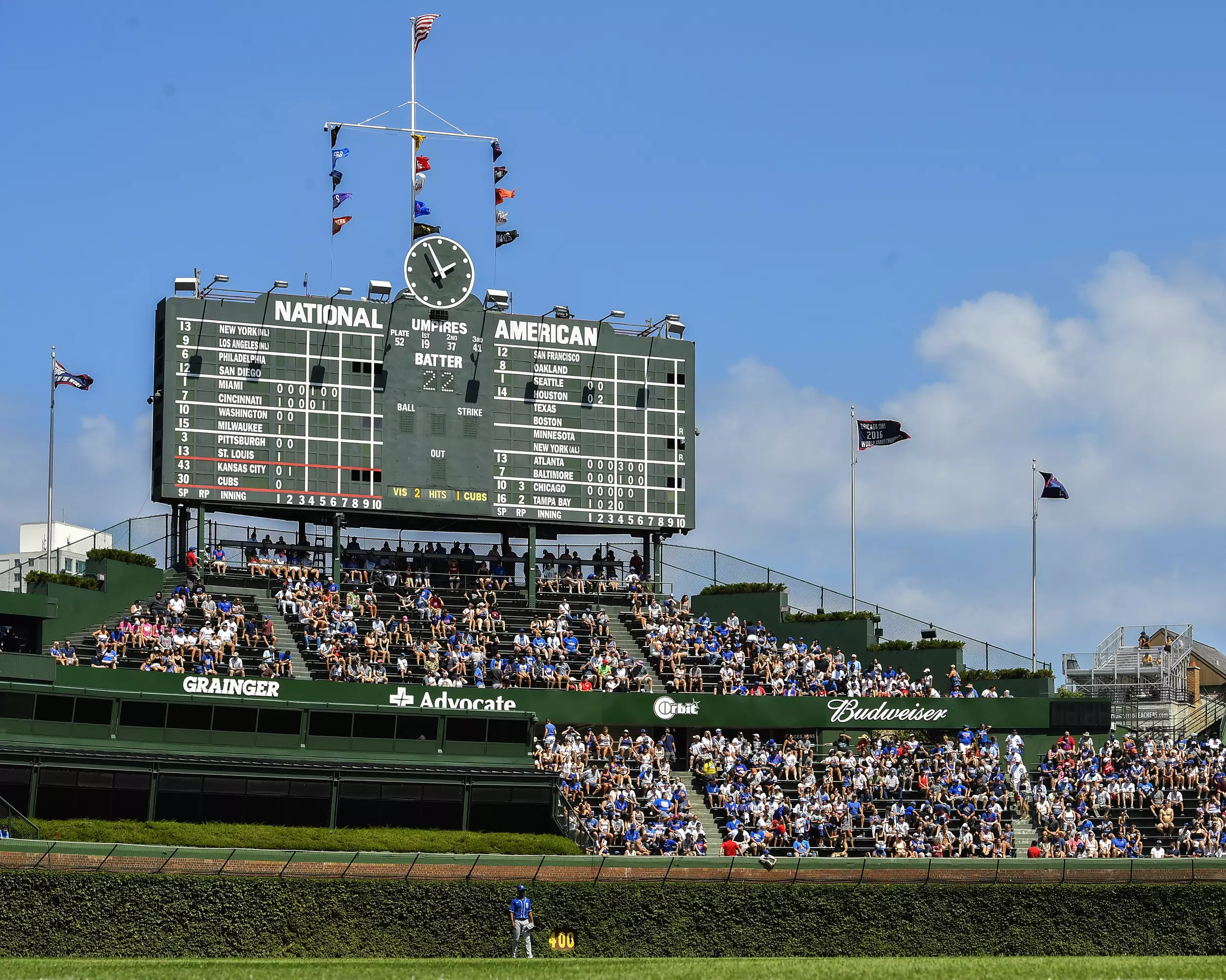 Incredible Cubs video takes you around Wrigley via drone on gameday – NBC  Sports Chicago
