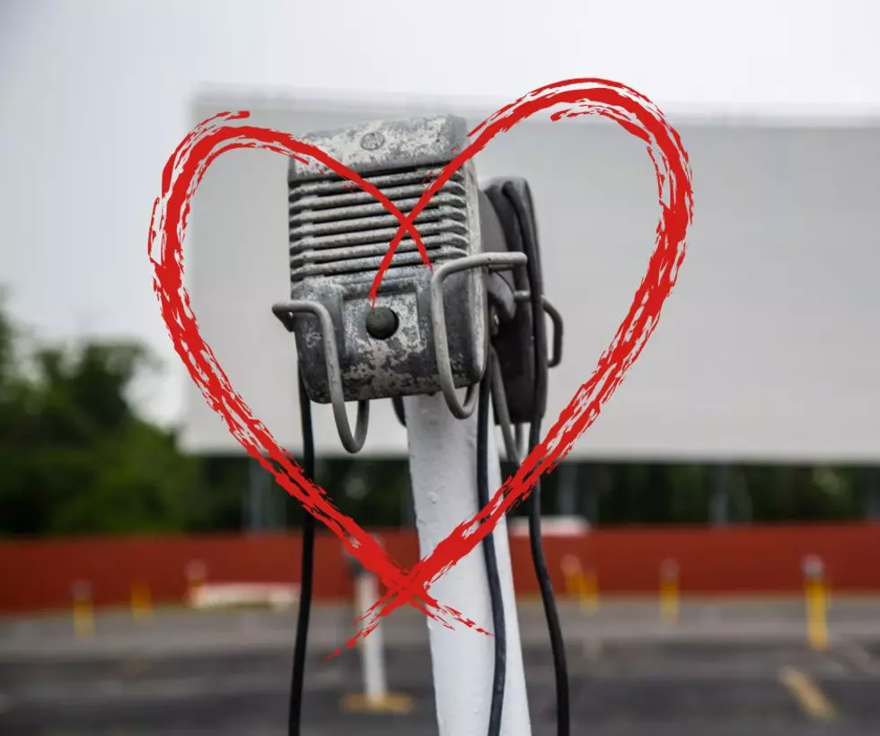 Illinois Drive-In Theater Just Made Going To Movies Even Better