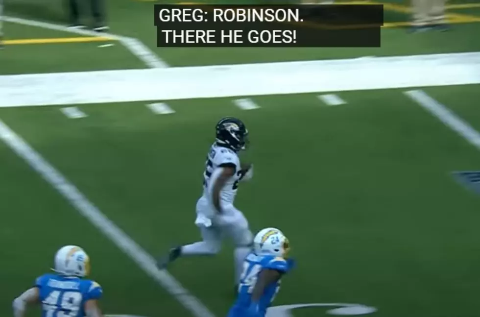 Rockford’s James Robinson on 4th and 1, Goes 50 yard For Jags Win! (Video)