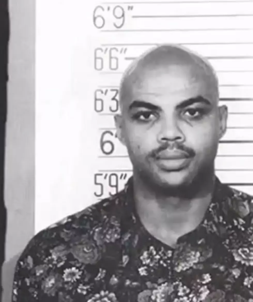 Charles Barkley Once Took Clothes Off and Fought 3 Guys at a Wisconsin Bar