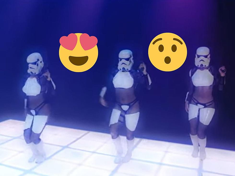 Illinois' Star Wars Themed Burlesque Show Not Baby Yoda Friendly