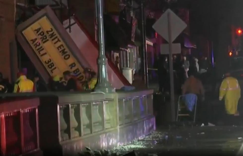 Illinois Concert Venue Roof Collapses Killing One, Injuring Dozens