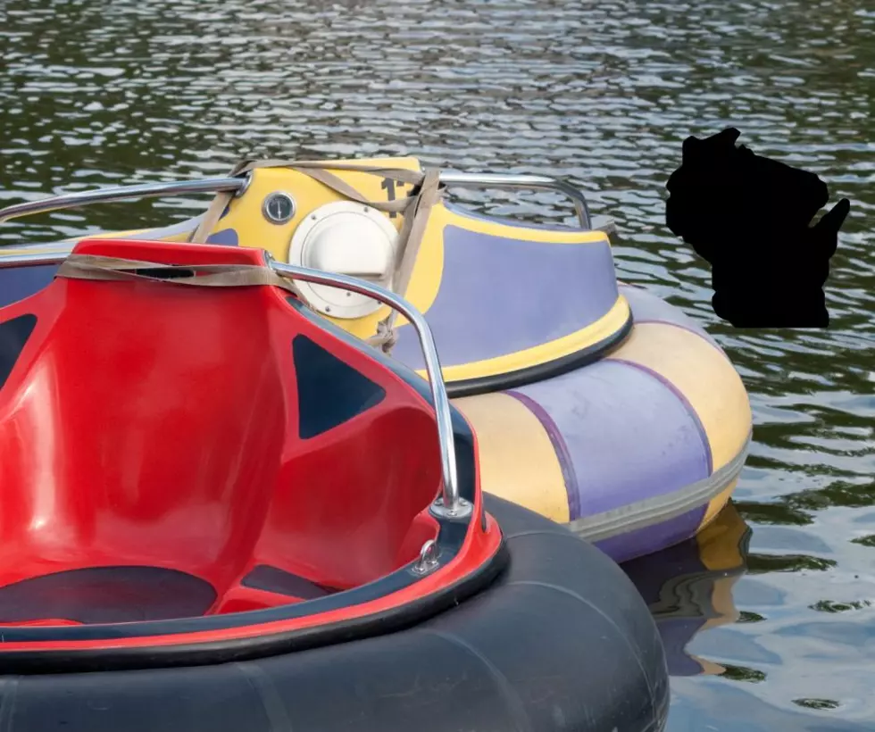 Popular Wisconsin City Offers Unique River Boating Experience