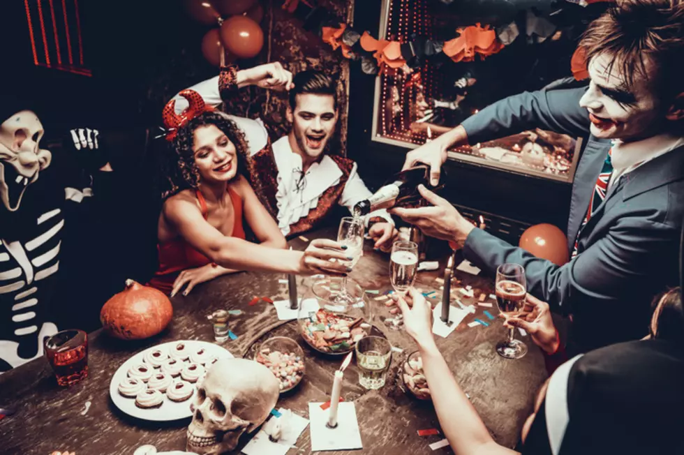 This Massive Bash Is Biggest Halloween Party In Illinois