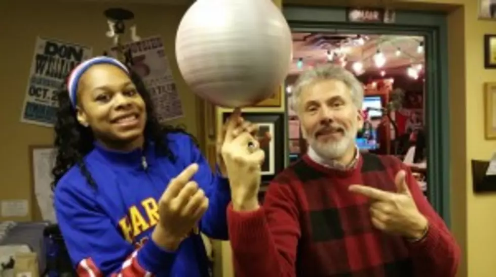 Globetrotters Visit Q98.5