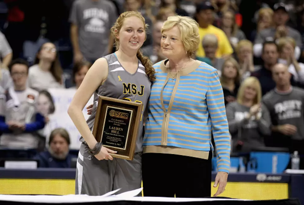 Basketball Inspiration Lauren Hill Dies at 19 After Brain Cancer Battle [Video]