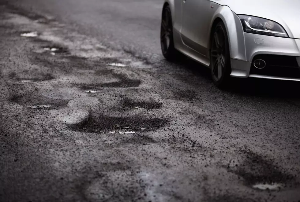 Pothole Keeps Daughter From Saying Goodbye To Her Mother