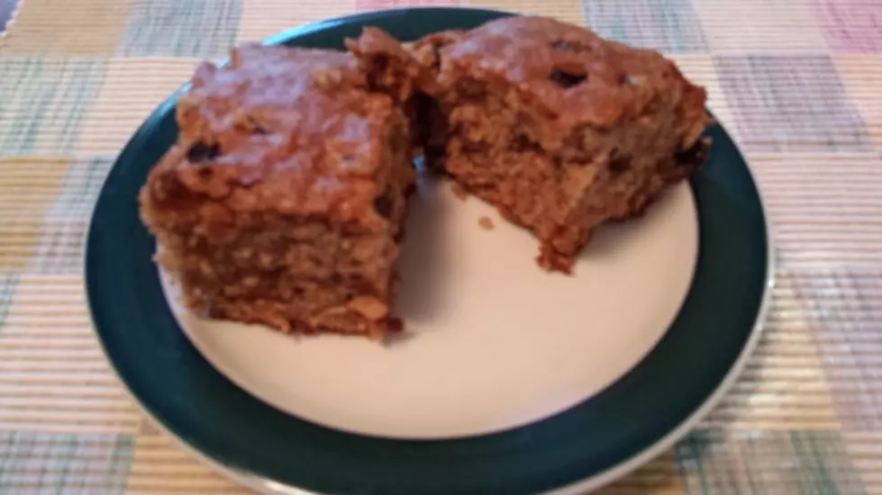 Use Up your Raisins by Making this Easy Cake