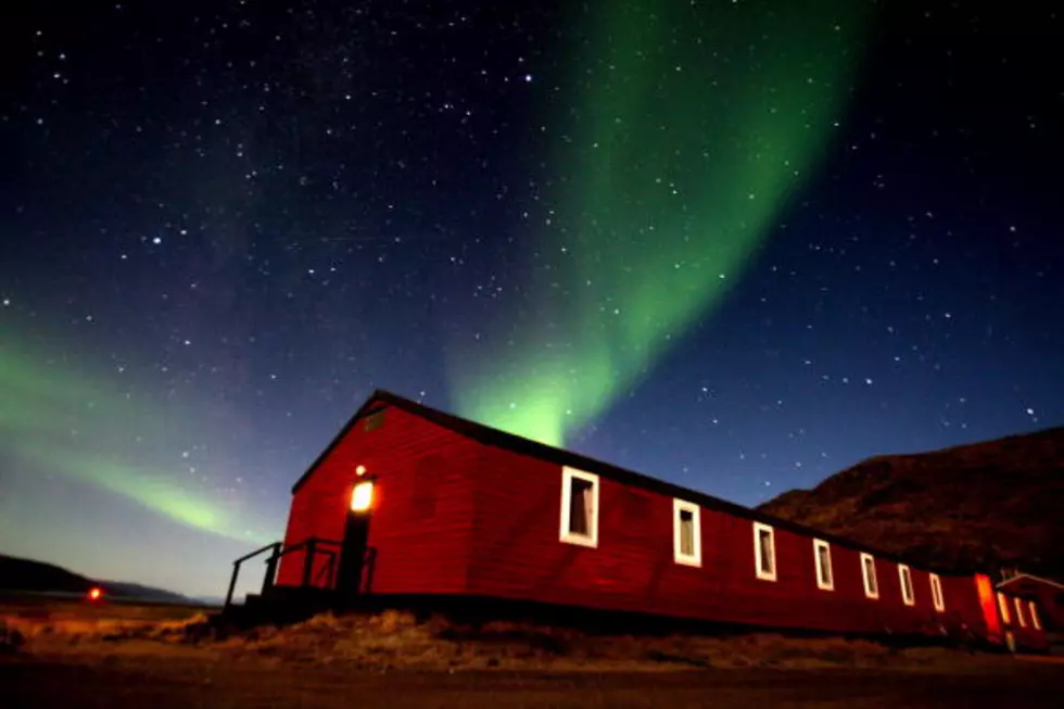 Northern Lights Solar Light Show Tonight Here in Illinois