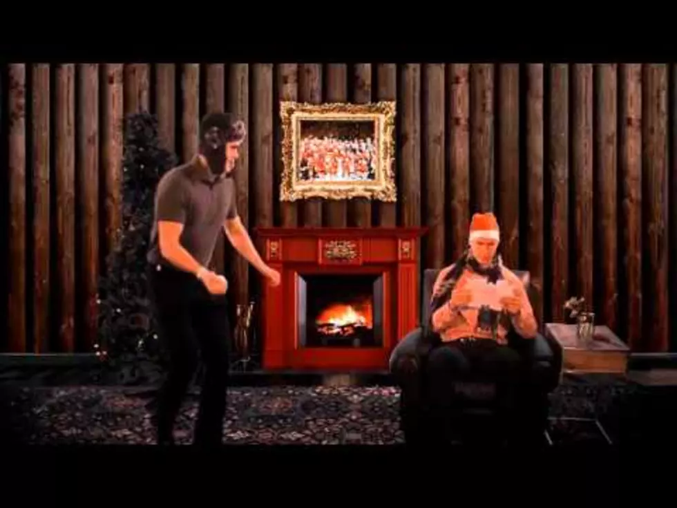 Watch the Blackhawks Yule Log [Video]