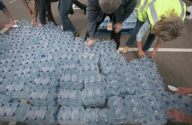 Rockford Woman and Her Employer Collect 21,000 Bottles of Water for Flint