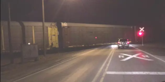 The Stateline&#8217;s Worst Railroad Crossing [Video]