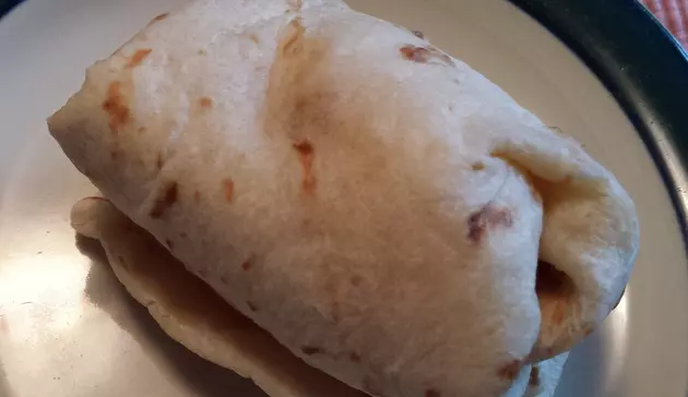 How to Make a Breakfast Burrito in Three Minutes [Video]