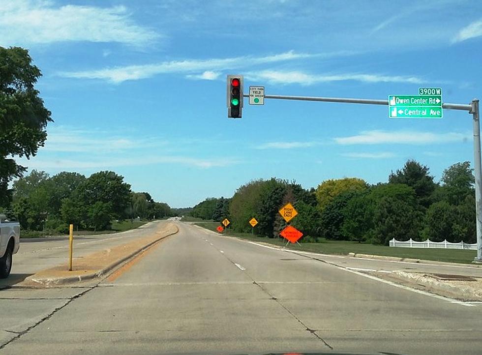 Rockford’s Messed Up Traffic Signal, What Would You do?