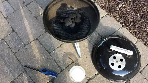How to Light Charcoal with Sugar: Does this Work?