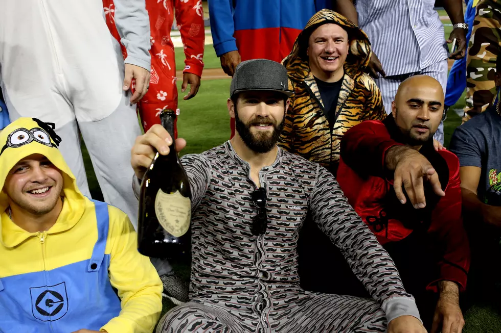 A Bet May Land Someone To Wear Chicago Cubs Pajamas