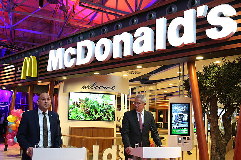 Midway Airport Dumping McDonald’s and 20 Other Low Cost Restaurants