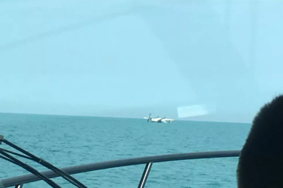 Plane Lands In Lake Michigan For Fun