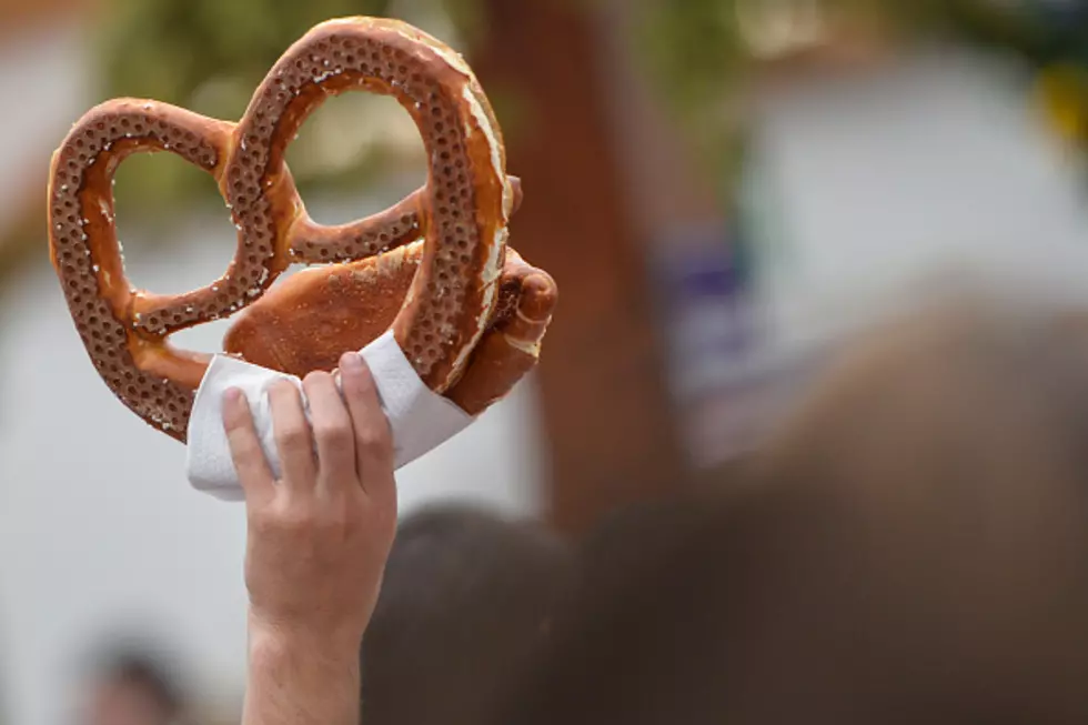 Auntie Anne&#8217;s is Selling &#8216;Make Your Own Pretzel Kits&#8217; So You Can Avoid Crowds