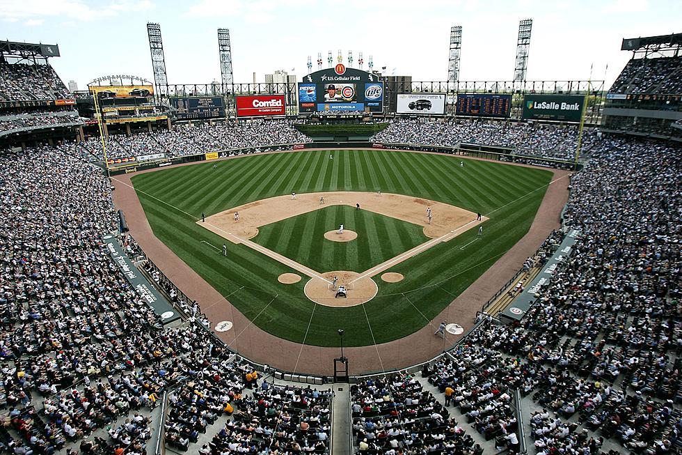 Chicago White Sox Fans Place ‘Sell the Team’ Sign Around the Ballpark