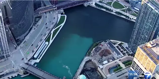 Chicago River Turns Turquoise For A Day