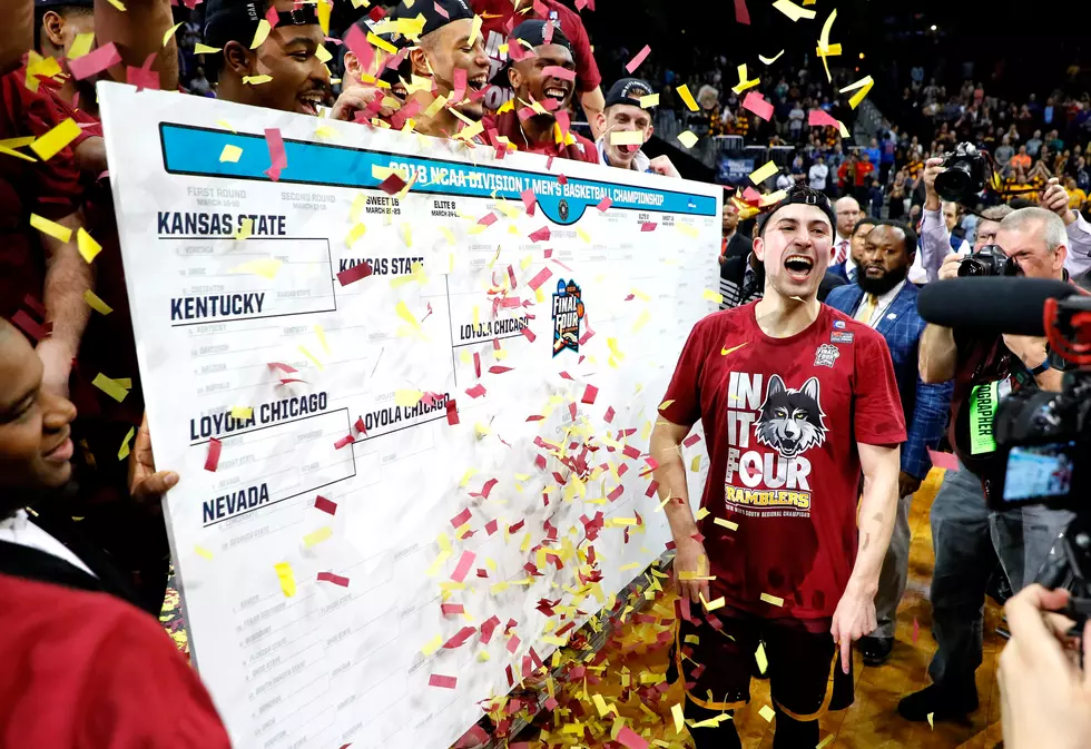 ‘Final Four Fever’ Takes Over Loyola Campus in Chicago