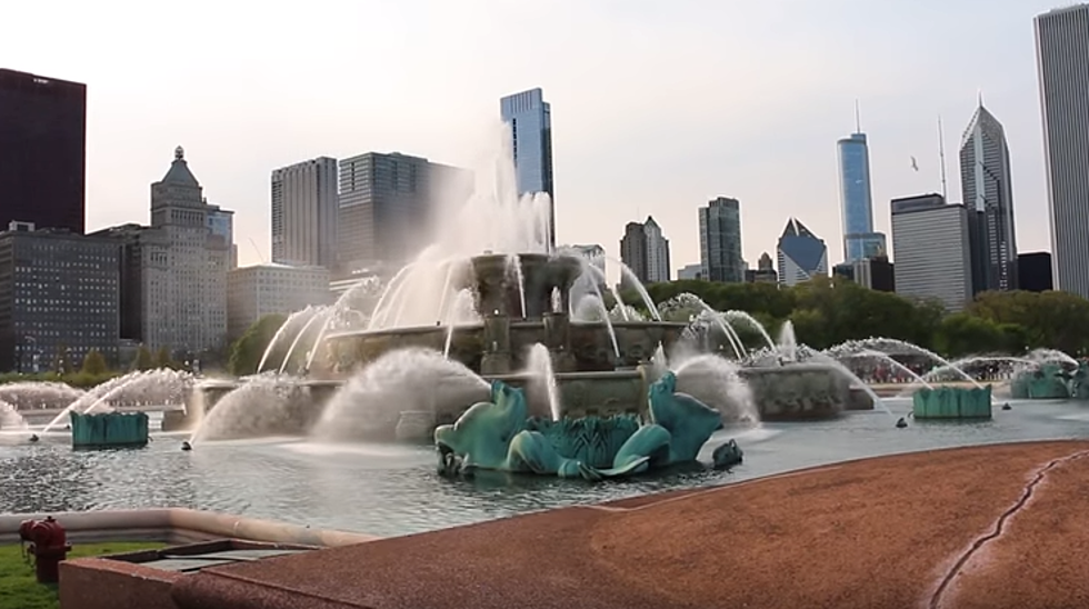 We Know Summer Is Here When Chicago&#8217;s Buckingham Fountain Turns On