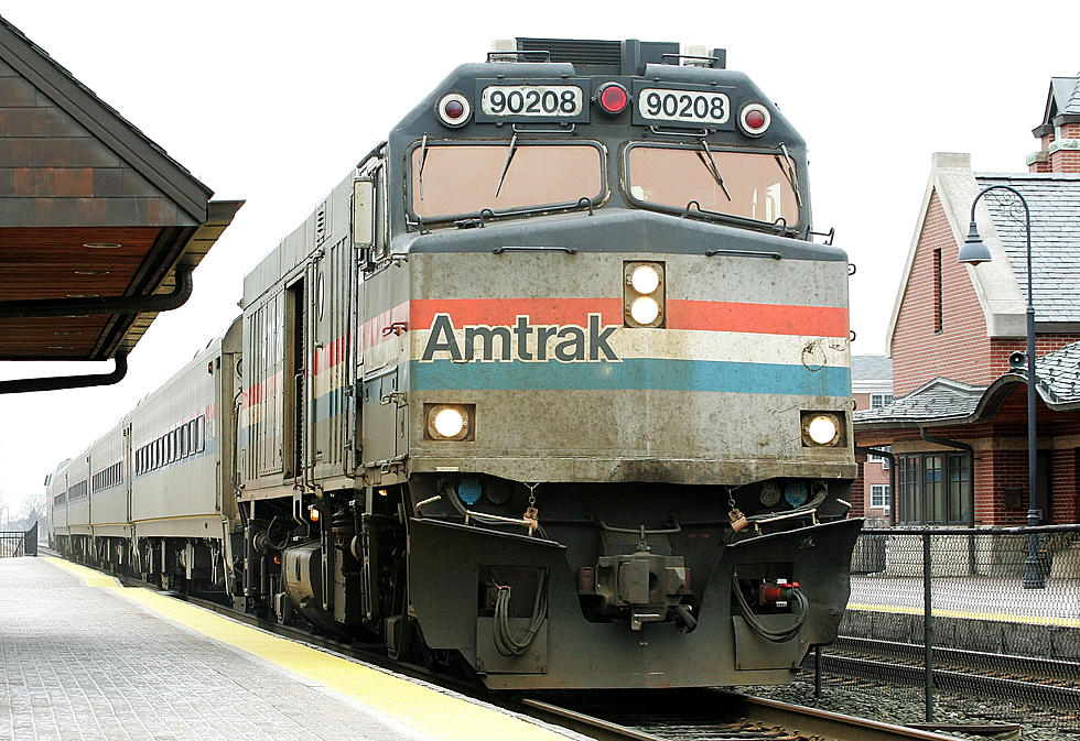 New Illinois Budget Sets Aside Quarter Billion For Rockford Rail