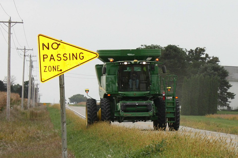 Reminder: Watch Out For Farming Equipment On Illinois Roads