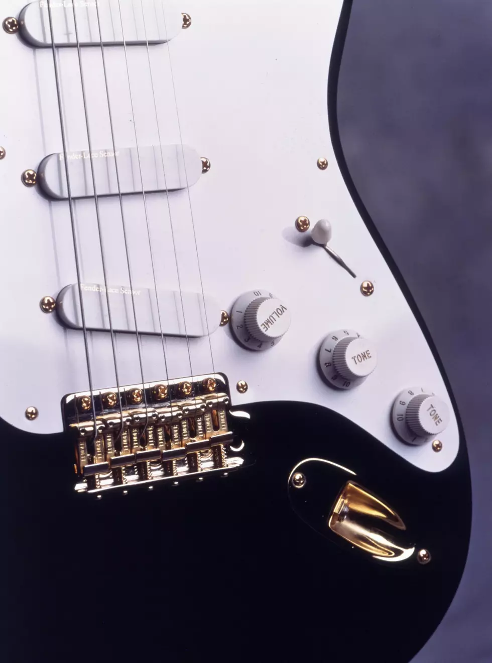 Fender Offering Free Online Guitar Lessons