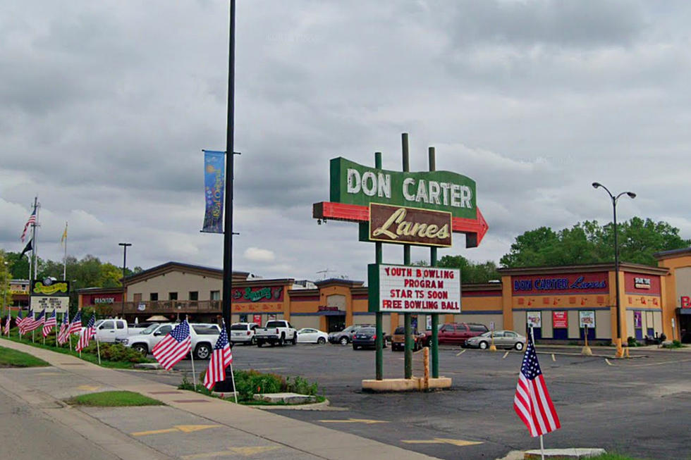 Don Carter Lanes Offering Free Lunch For Essential Workers