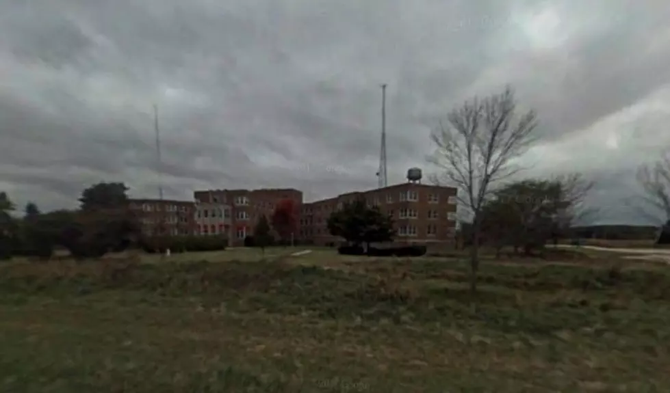 Tour A Super Creepy Asylum in Wisconsin This Summer