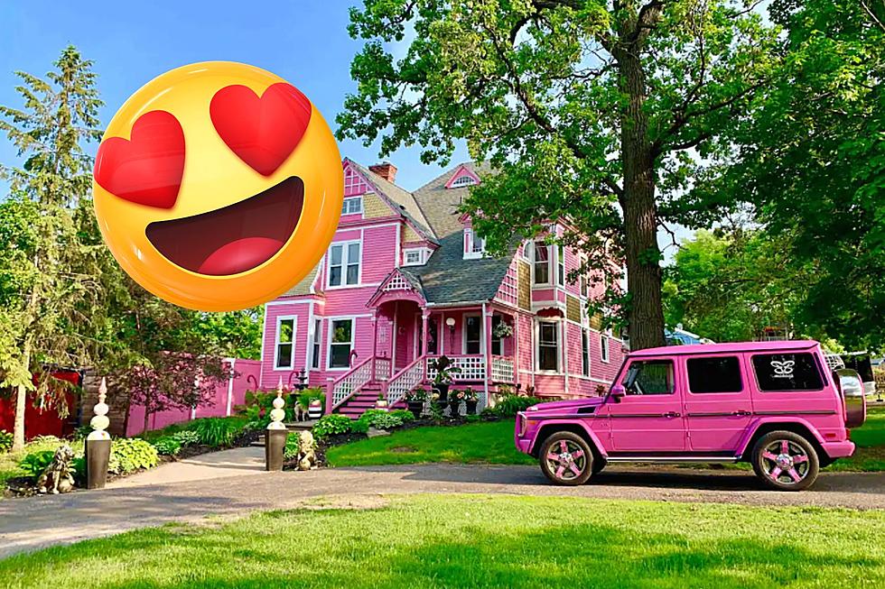 Wisconsin’s Real-Life Barbie Dream House Will Fulfill All Your Pink-Loving Dreams